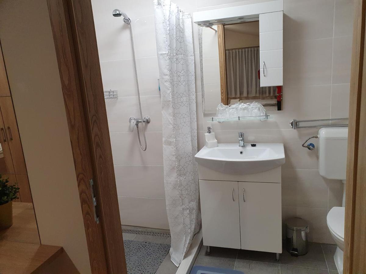 Újhartyán Platina Panzio*** Bed & Breakfast エクステリア 写真