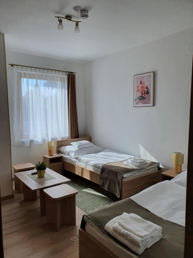 Újhartyán Platina Panzio*** Bed & Breakfast エクステリア 写真